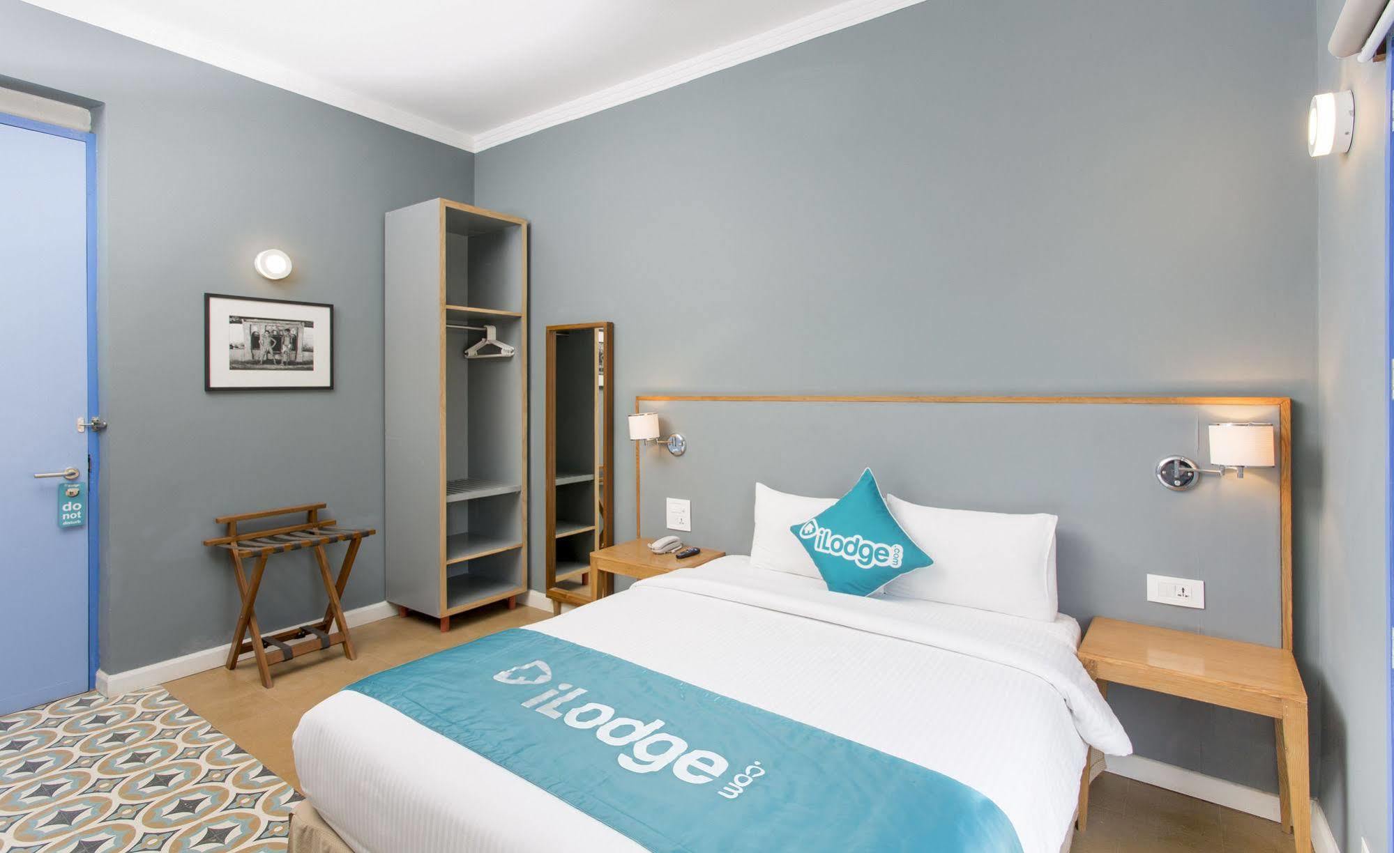 גורגאון Bloom Boutique L Signature Towers מראה חיצוני תמונה