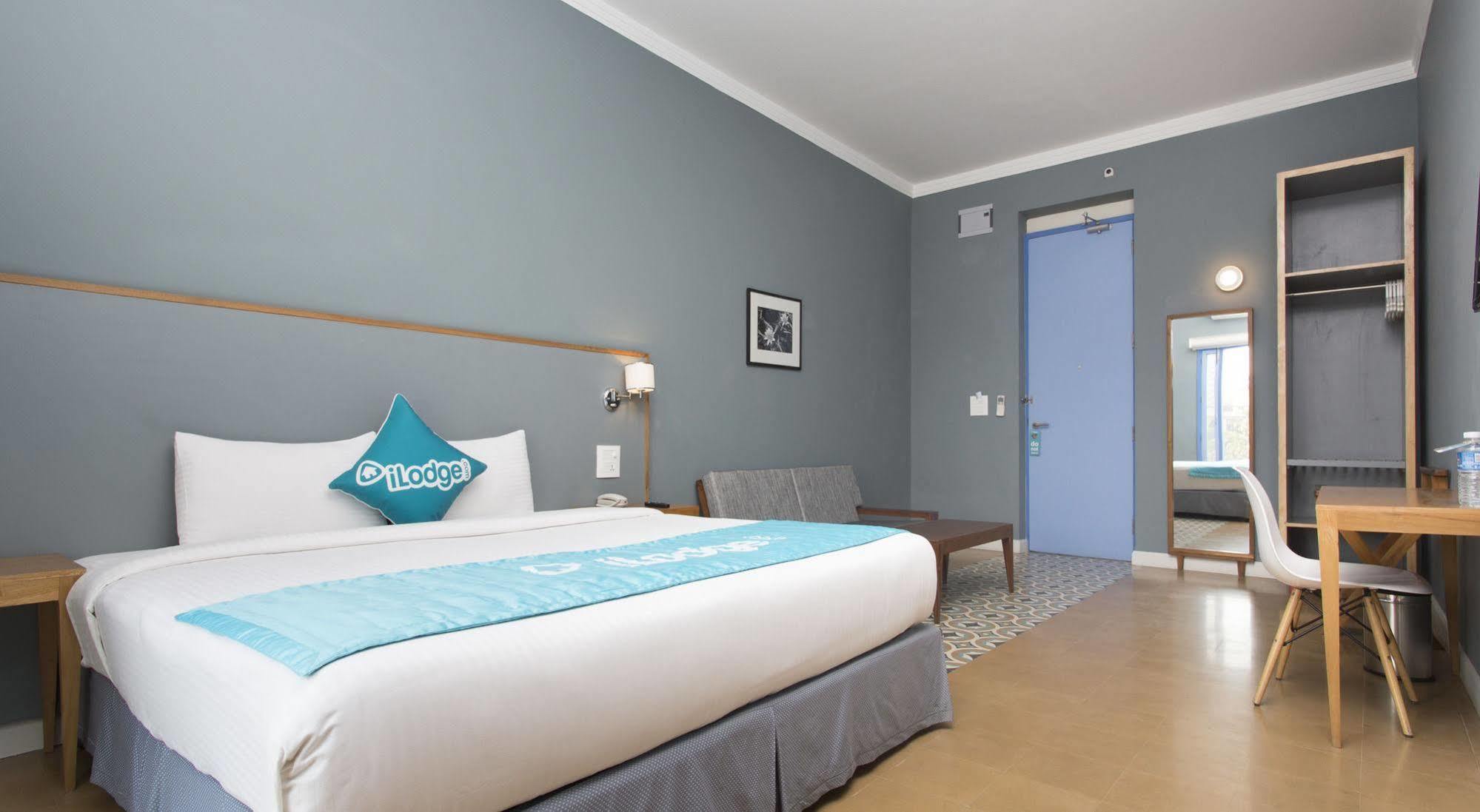 גורגאון Bloom Boutique L Signature Towers מראה חיצוני תמונה